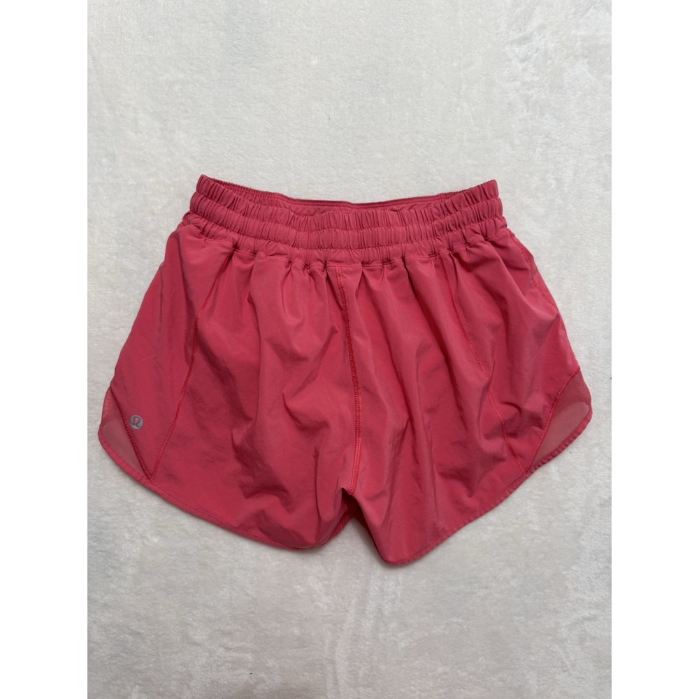 Lululemon Women Hotty Hot Mid Rise Lined Short Coral Size 6